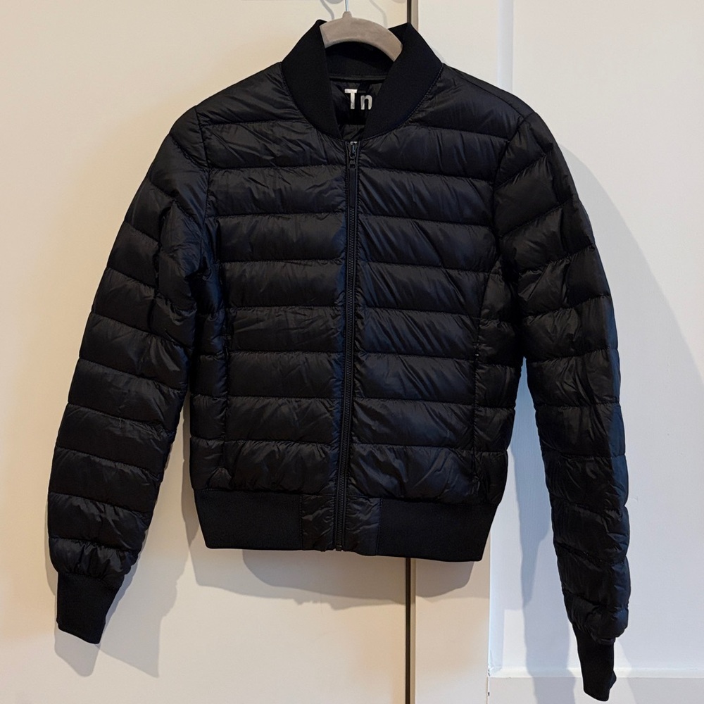 TNA Chalet Super Light Packable Jacket